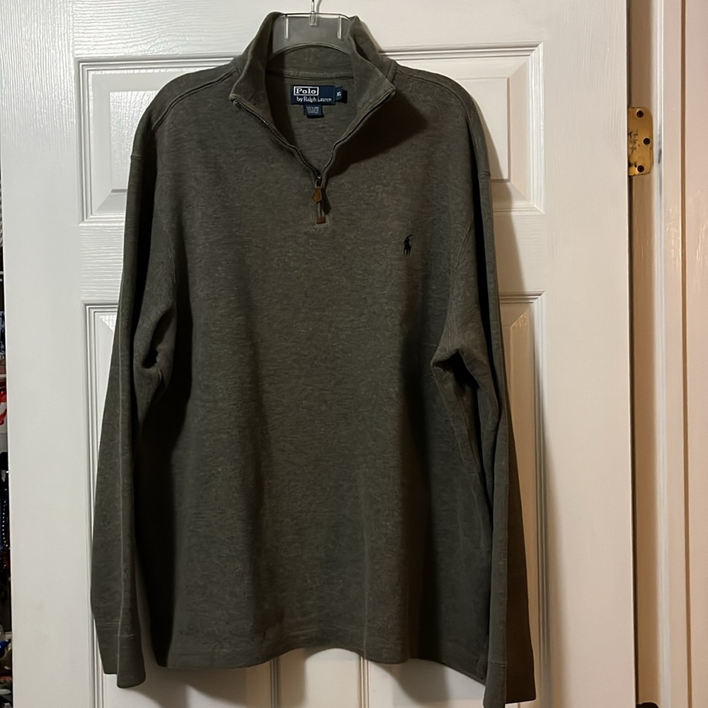 Men’s Ralph Lauren Polo 1/4 zip  heavyweight sweater. Light olive green in color
